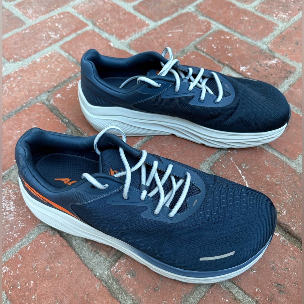 Altra Via Olympus 2 road running/walking